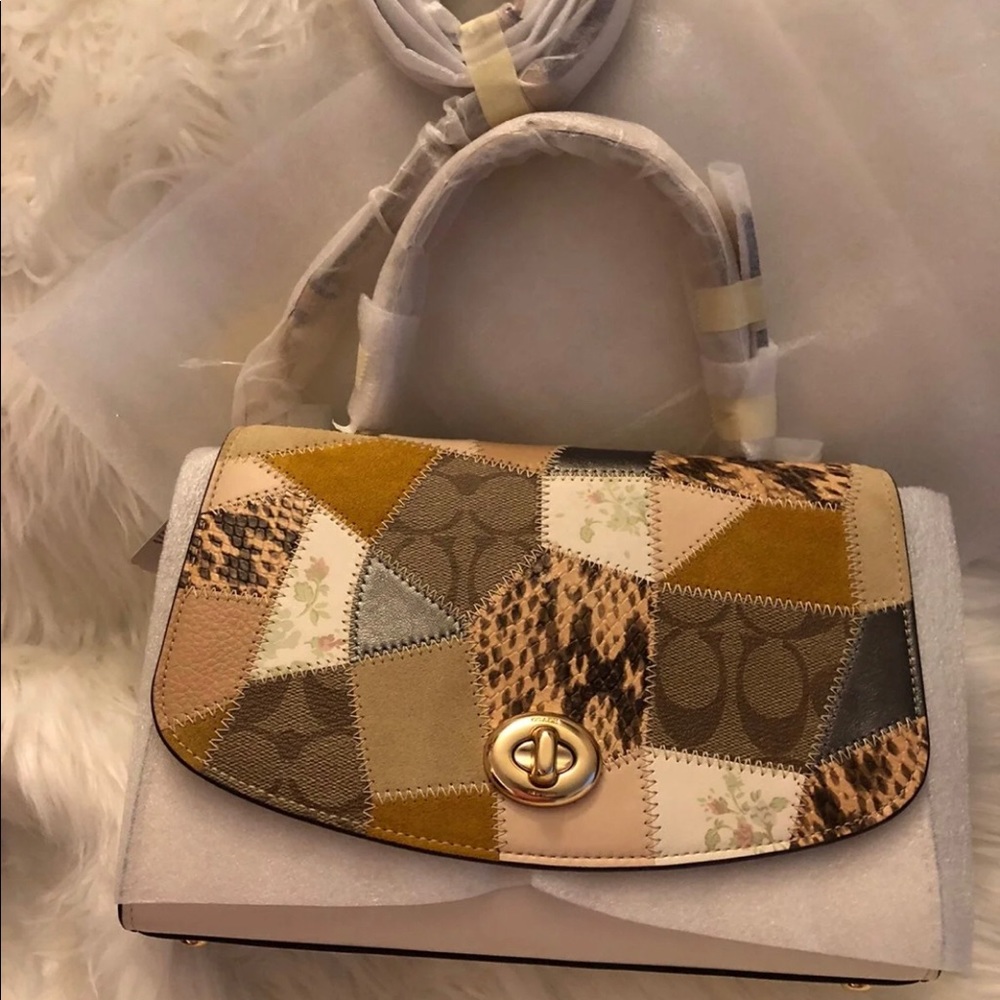 Coach Bag - Picture 3 of 4